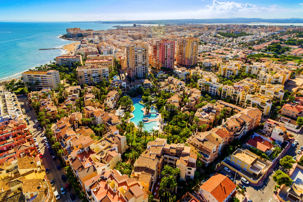 Районы Торревьехи для жизни и покупки недвижимости